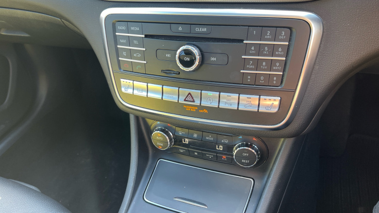 Mercedes-Benz GLA 200d 4Matic Sport 5dr Auto Diesel Hatchback